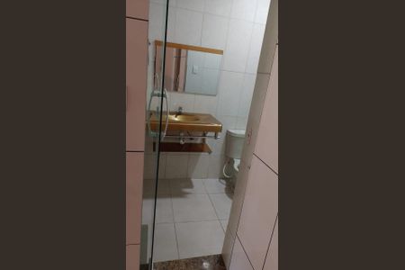 Casa para alugar com 59m², 1 quarto e sem vaga