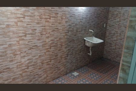 Casa para alugar com 59m², 1 quarto e sem vaga