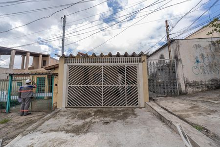 Casa à venda com 75m², 1 quarto e 2 vagasFachada