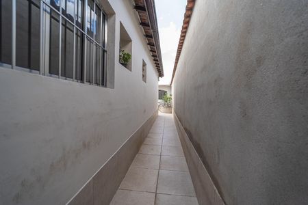 Casa à venda com 75m², 1 quarto e 2 vagasCorredor