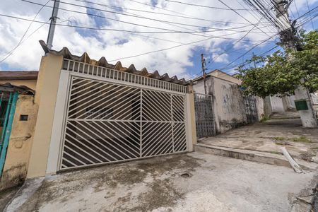 Casa à venda com 75m², 1 quarto e 2 vagasFachada