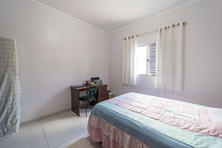 Casa à venda com 75m², 1 quarto e 2 vagasQuarto