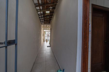 Casa à venda com 75m², 1 quarto e 2 vagasCorredor