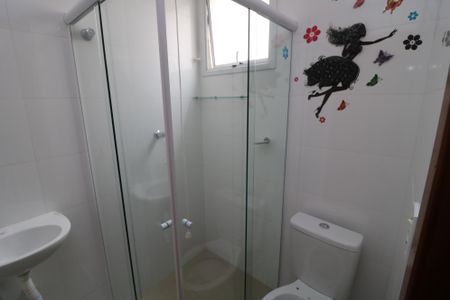 Banheiro de apartamento para alugar com 1 quarto, 32m² em Chácara Belenzinho, São Paulo