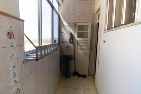 Apartamento à venda com 60m², 1 quarto e sem vagaCozinha e Área de Serviço