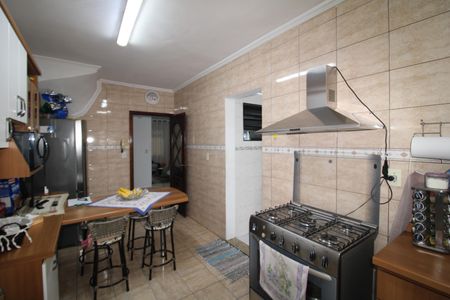 Casa à venda com 132m², 3 quartos e 2 vagasCozinha
