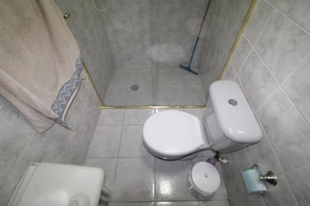 Casa à venda com 132m², 3 quartos e 2 vagasBanheiro