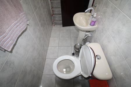 Casa à venda com 132m², 3 quartos e 2 vagasLavabo