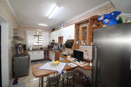 Casa à venda com 132m², 3 quartos e 2 vagasCozinha