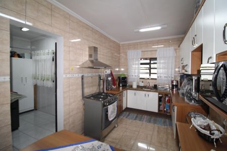 Casa à venda com 132m², 3 quartos e 2 vagasCozinha