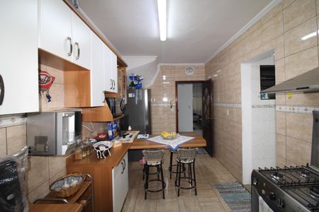 Casa à venda com 132m², 3 quartos e 2 vagasCozinha