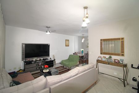 Sala de casa à venda com 3 quartos, 132m² em Vila Baruel, São Paulo