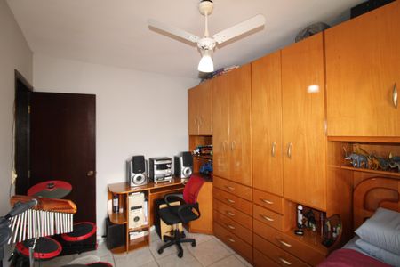 Casa à venda com 132m², 3 quartos e 2 vagasQuarto 2