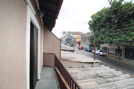 Casa à venda com 132m², 3 quartos e 2 vagasQuarto 3 - Varanda