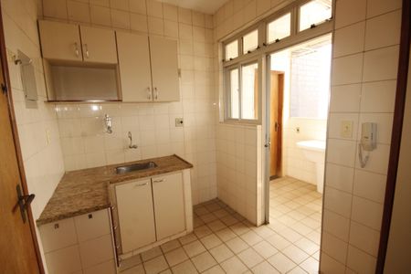 cozinha de apartamento à venda com 2 quartos, 72m² em Santa Tereza, Belo Horizonte