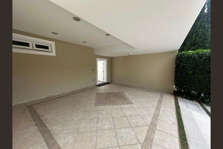 Casa de condomínio à venda com 500m², 4 quartos e 4 vagasGaragem