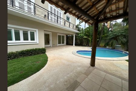 Casa de condomínio à venda com 500m², 4 quartos e 4 vagasPiscina