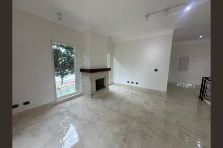 Casa de condomínio à venda com 500m², 4 quartos e 4 vagasLareira