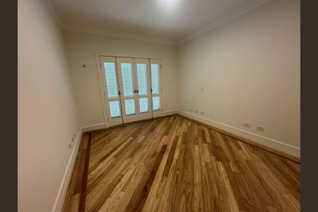 Casa de condomínio à venda com 500m², 4 quartos e 4 vagasQuarto 1