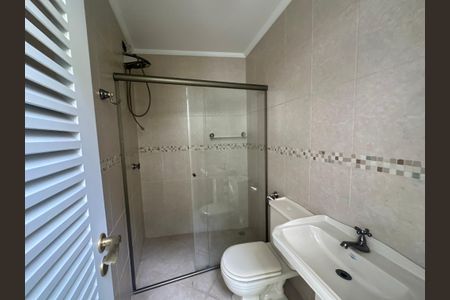 Casa de condomínio à venda com 500m², 4 quartos e 4 vagasBanheiro da piscina