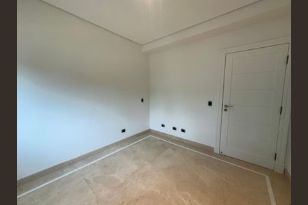 Casa de condomínio à venda com 500m², 4 quartos e 4 vagasEscritório