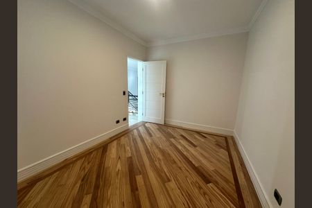 Casa de condomínio à venda com 500m², 4 quartos e 4 vagasSuíte 1