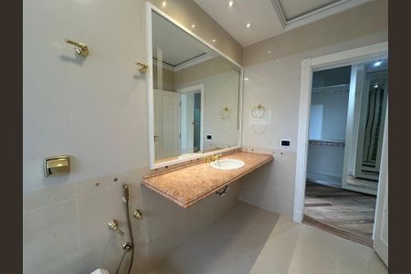 Casa de condomínio à venda com 500m², 4 quartos e 4 vagasBanheiro Social