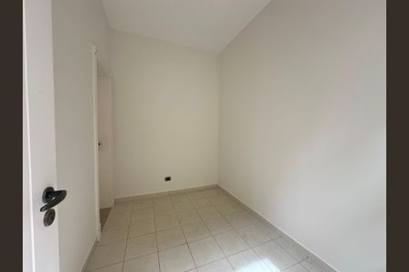 Casa de condomínio à venda com 500m², 4 quartos e 4 vagasQuarto de Serviço