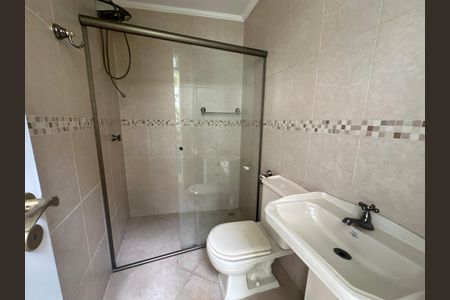 Casa de condomínio à venda com 500m², 4 quartos e 4 vagasBanheiro da piscina