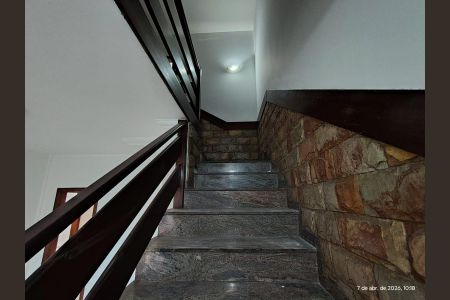 Casa para alugar com 360m², 4 quartos e 6 vagas