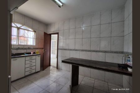 Casa para alugar com 360m², 4 quartos e 6 vagas