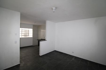 Sala / Cozinha de apartamento para alugar com 2 quartos, 55m² em Vila Maria Luisa, São Paulo