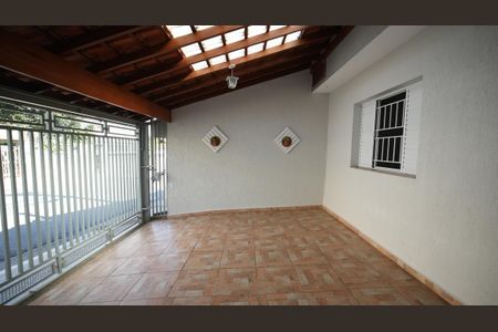 Casa para alugar com 102m², 2 quartos e 2 vagasGaragem