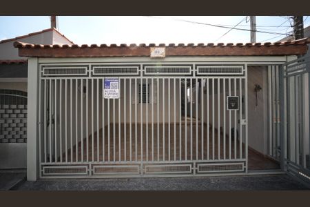 Casa para alugar com 102m², 2 quartos e 2 vagasPlaca