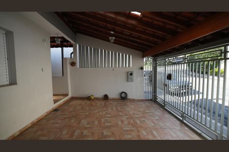 Casa para alugar com 102m², 2 quartos e 2 vagasGaragem