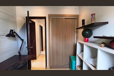 Apartamento à venda com 65m², 3 quartos e 1 vagaQuarto 2