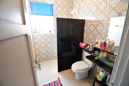 Casa de condomínio à venda com 89m², 2 quartos e 1 vagaBanheiro