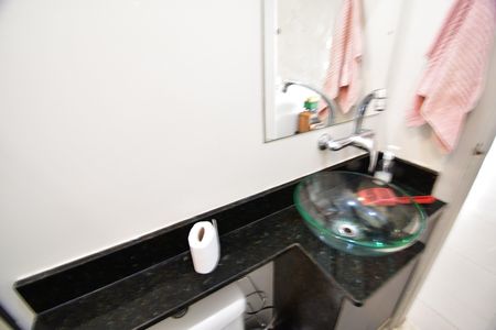 Casa de condomínio à venda com 89m², 2 quartos e 1 vagaBanheiro