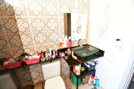 Casa de condomínio à venda com 89m², 2 quartos e 1 vagaBanheiro