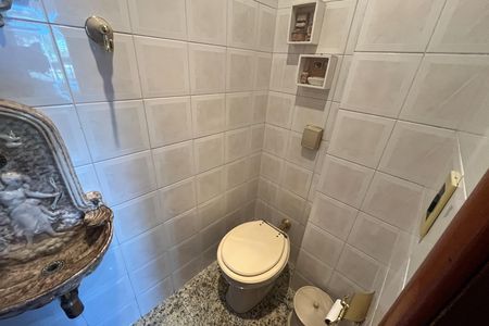 Lavabo de apartamento à venda com 4 quartos, 185m² em Cocotá, Rio de Janeiro