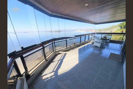 Apartamento à venda com 185m², 4 quartos e 2 vagas