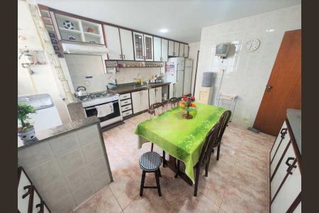 Apartamento à venda com 185m², 4 quartos e 2 vagas