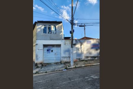 Casa para alugar com 374m², 3 quartos e 10 vagas Casa para alugar com 374m², 3 quartos e 10 vagasFachada