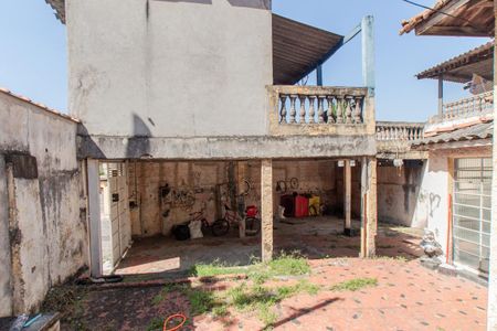 Casa para alugar com 374m², 3 quartos e 10 vagas Casa para alugar com 374m², 3 quartos e 10 vagasGaragem