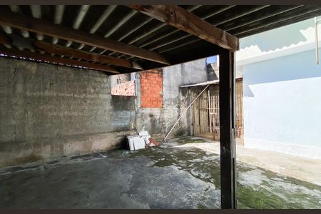 Casa à venda com 250m², 3 quartos e 8 vagasQuintal