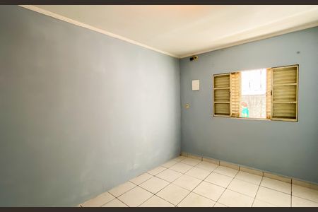 Casa à venda com 250m², 3 quartos e 8 vagasSuite 