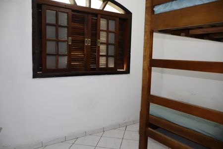 Casa à venda com 125m², 4 quartos e 2 vagasQuarto casa 1 (térrea)