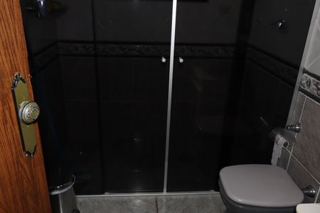 Casa à venda com 125m², 4 quartos e 2 vagasBanheiro casa 2 (superior)