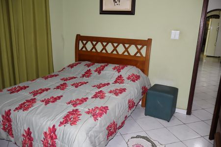Casa à venda com 125m², 4 quartos e 2 vagasSuíte casa 1 (térrea)