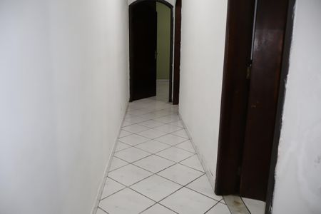 Casa à venda com 125m², 4 quartos e 2 vagasCorredor casa 1 (térrea)